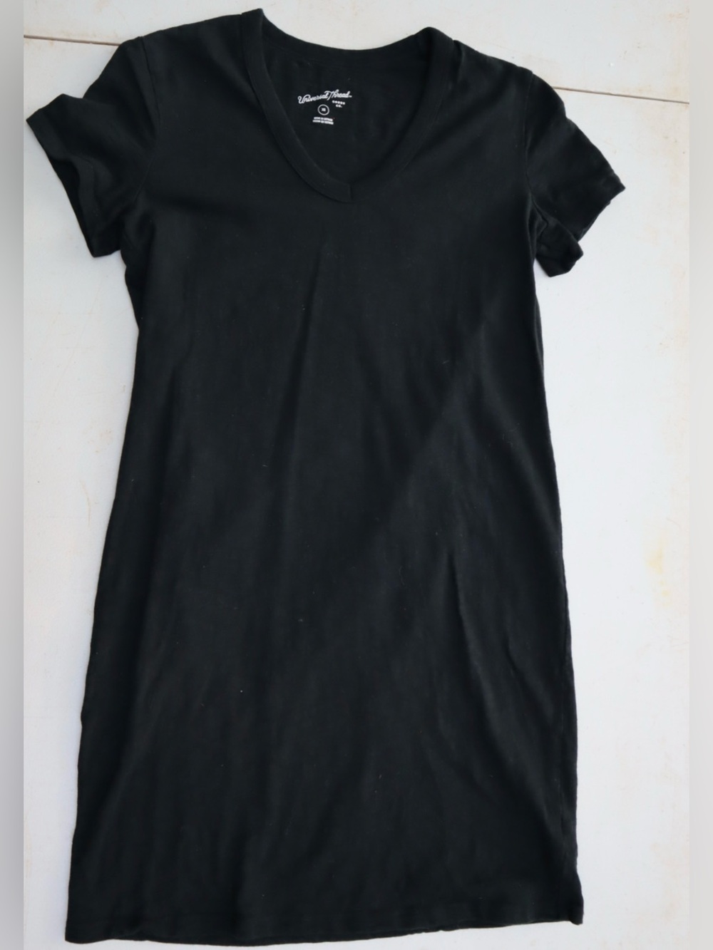Universal Thread Black V-Neck Tunic Dress